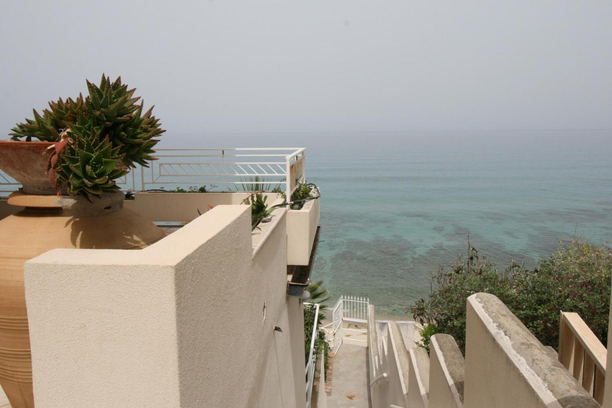 Villa Laura - Sul Mare Pizzo  Exterior photo